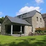 Les Du Chateau De Bellaire Nyaraló *