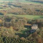 Les Du Chateau De Bellaire