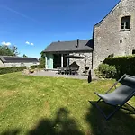 Les Du Chateau De Bellaire