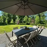 Les Du Chateau De Bellaire Nyaraló
