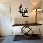 Les Du Chateau De Bellaire