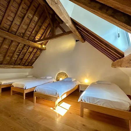 Les Du Château De Bellaire Hébergement de vacances Gesves