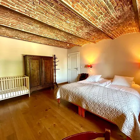 Les Du Château De Bellaire